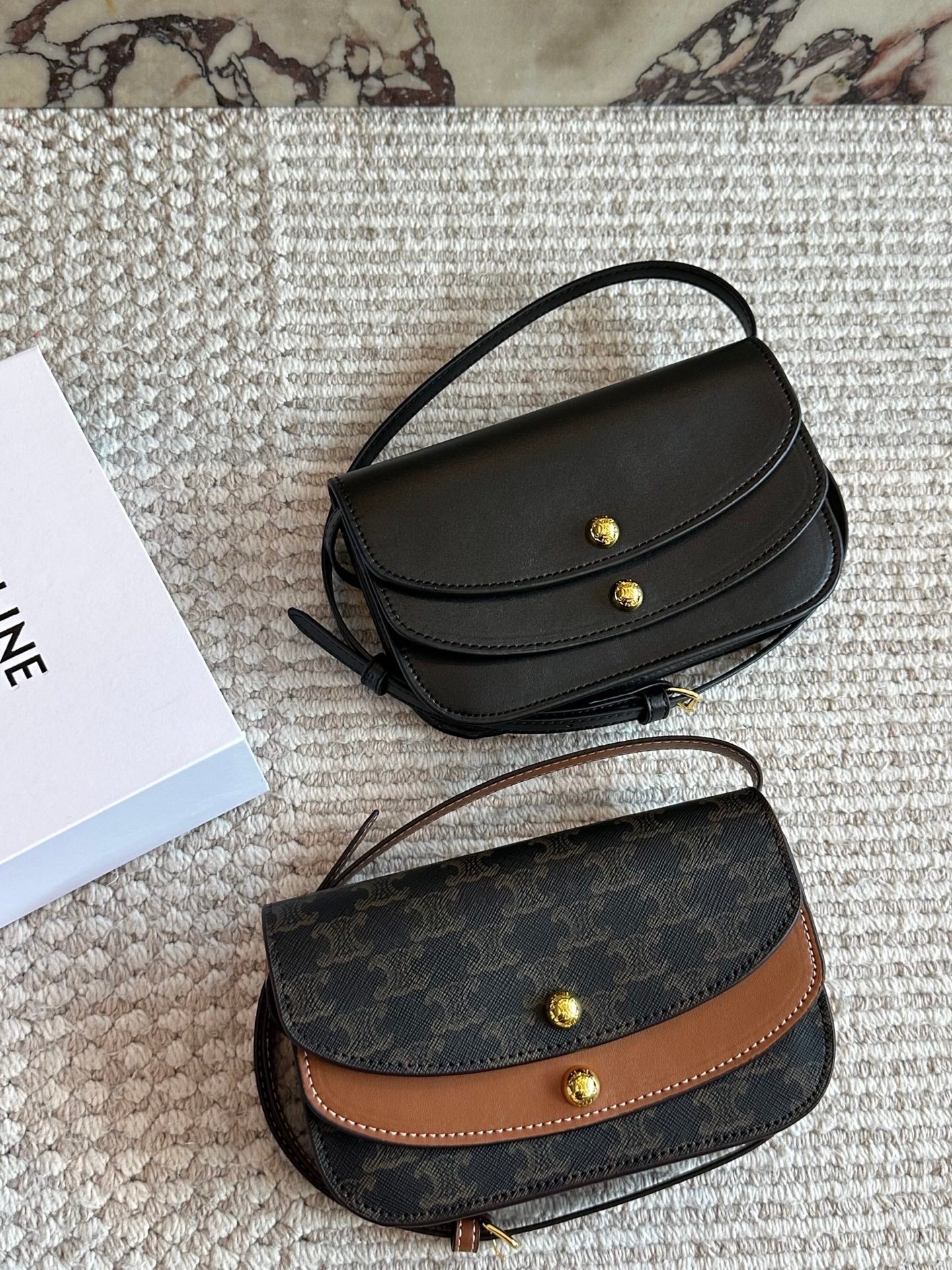 Double button semi-circular envelope package
