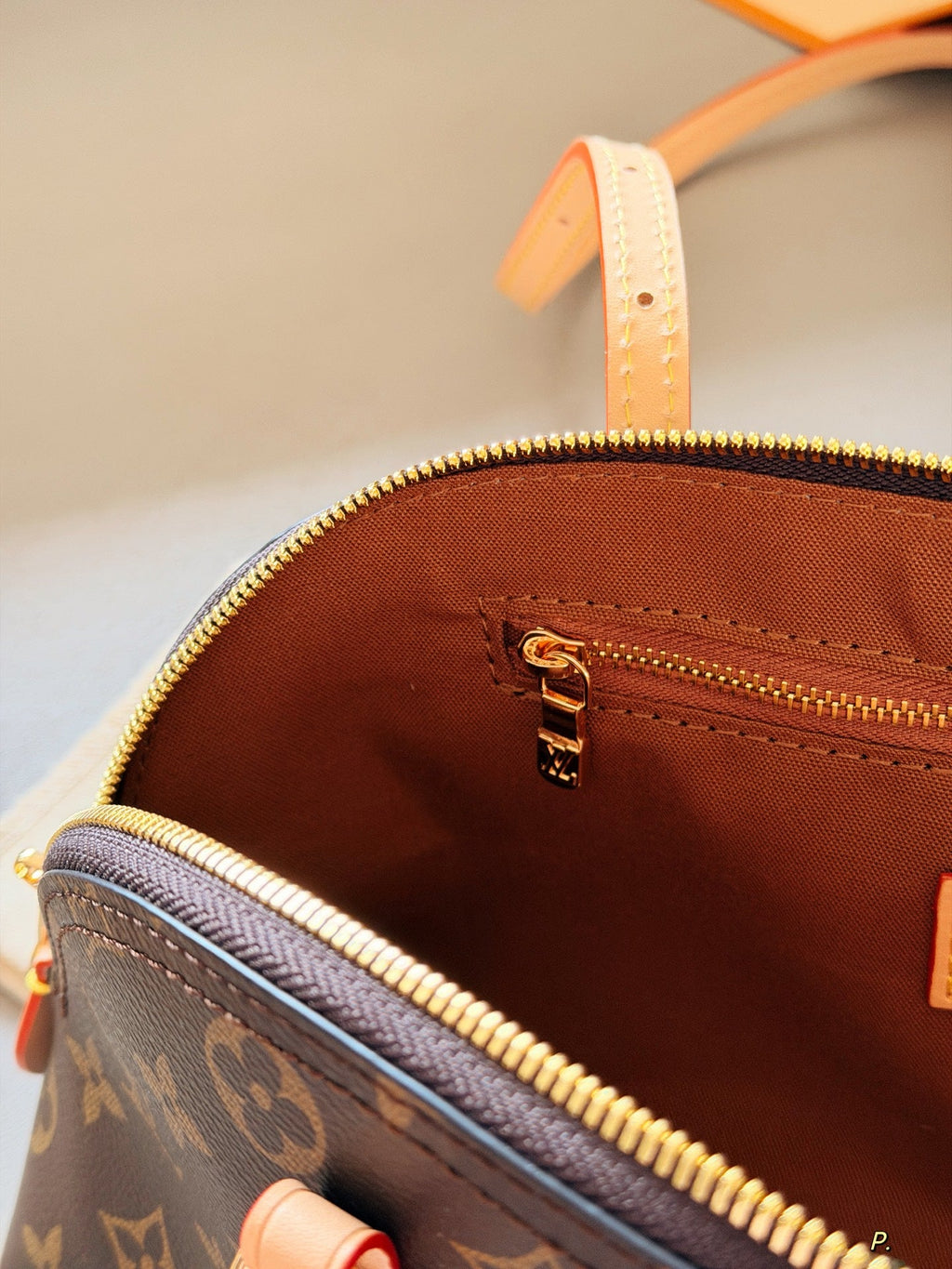 Old flower horizontal shell bag