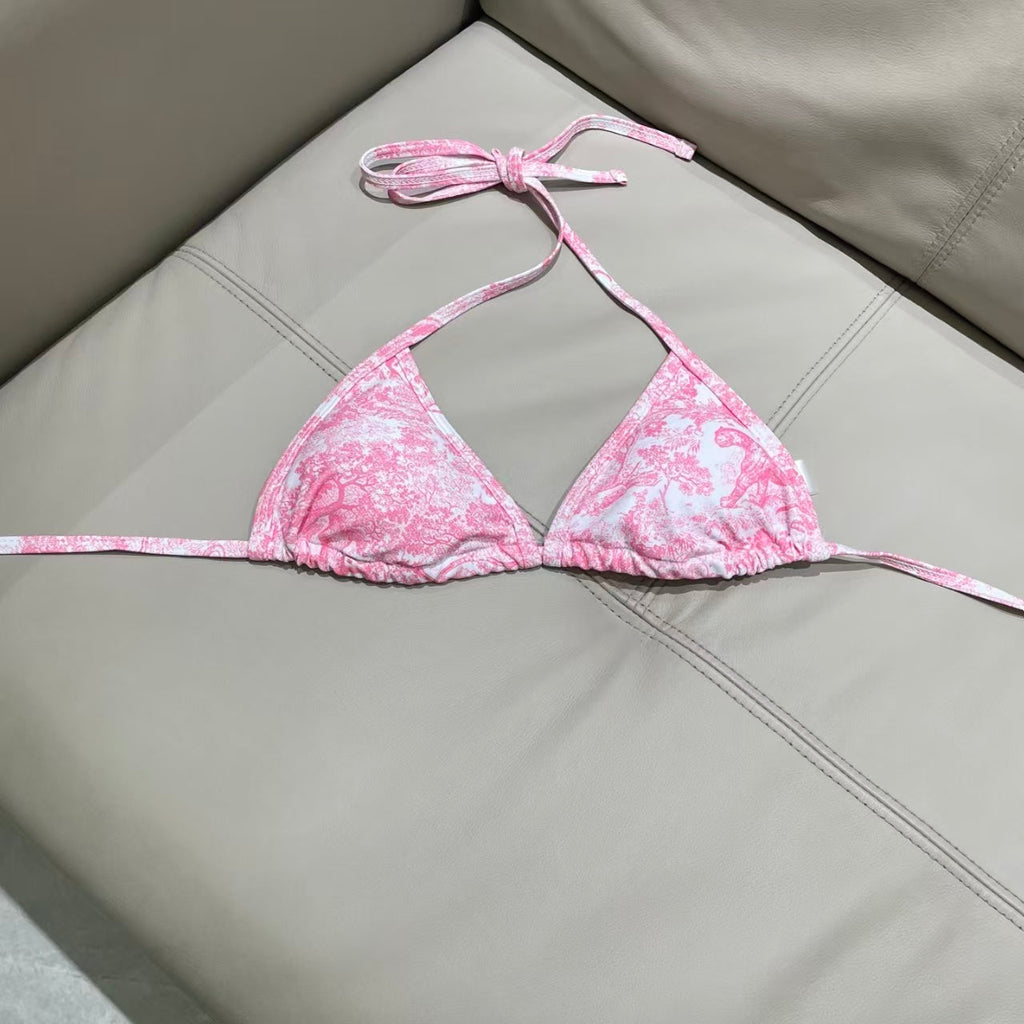 New three piece printed swimsuit