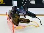 Fashionable large square sunglasses
