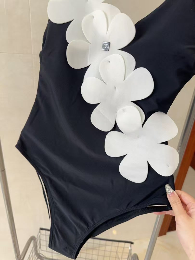 Hot selling flower suspender swimsuit
