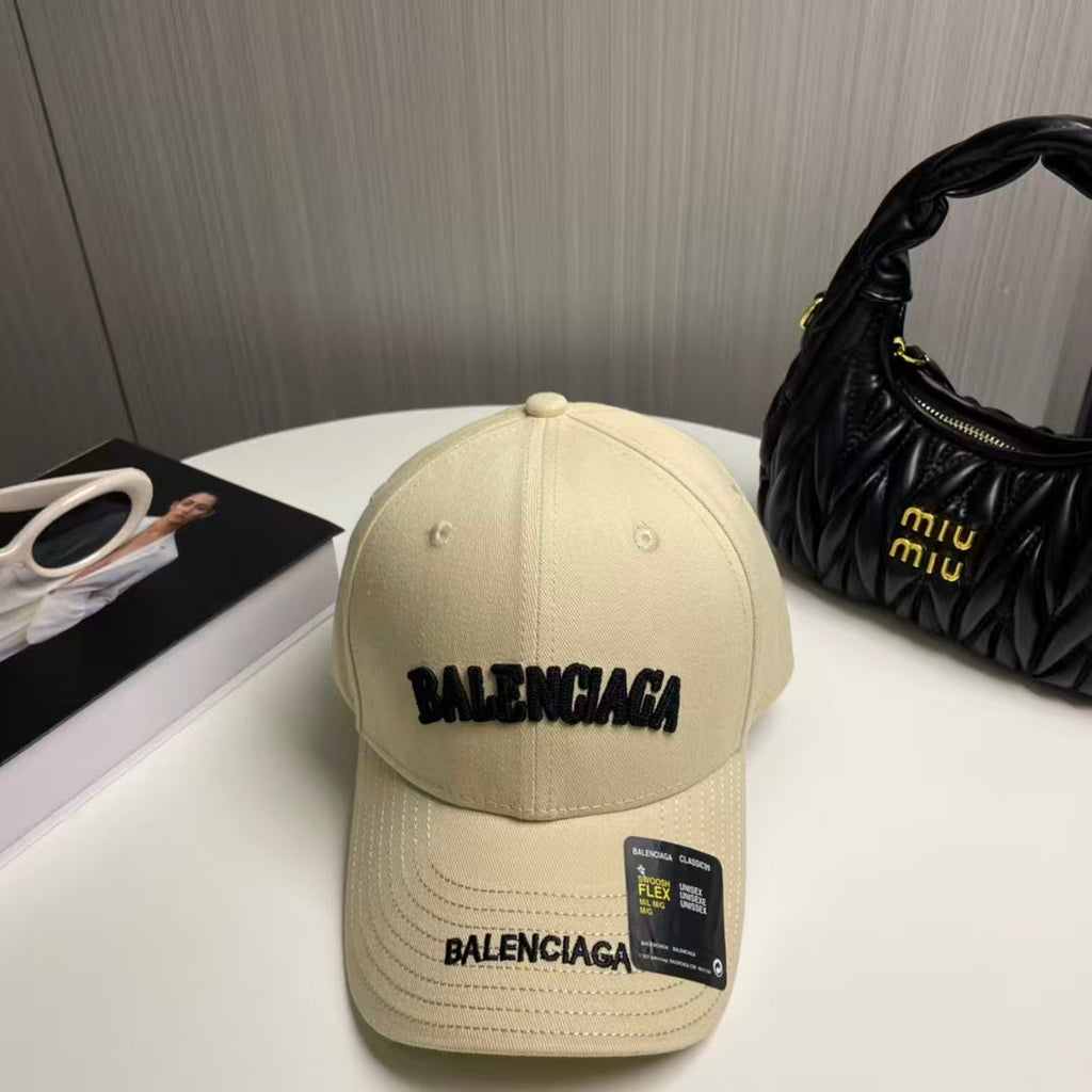 Embroidered letter new baseball cap