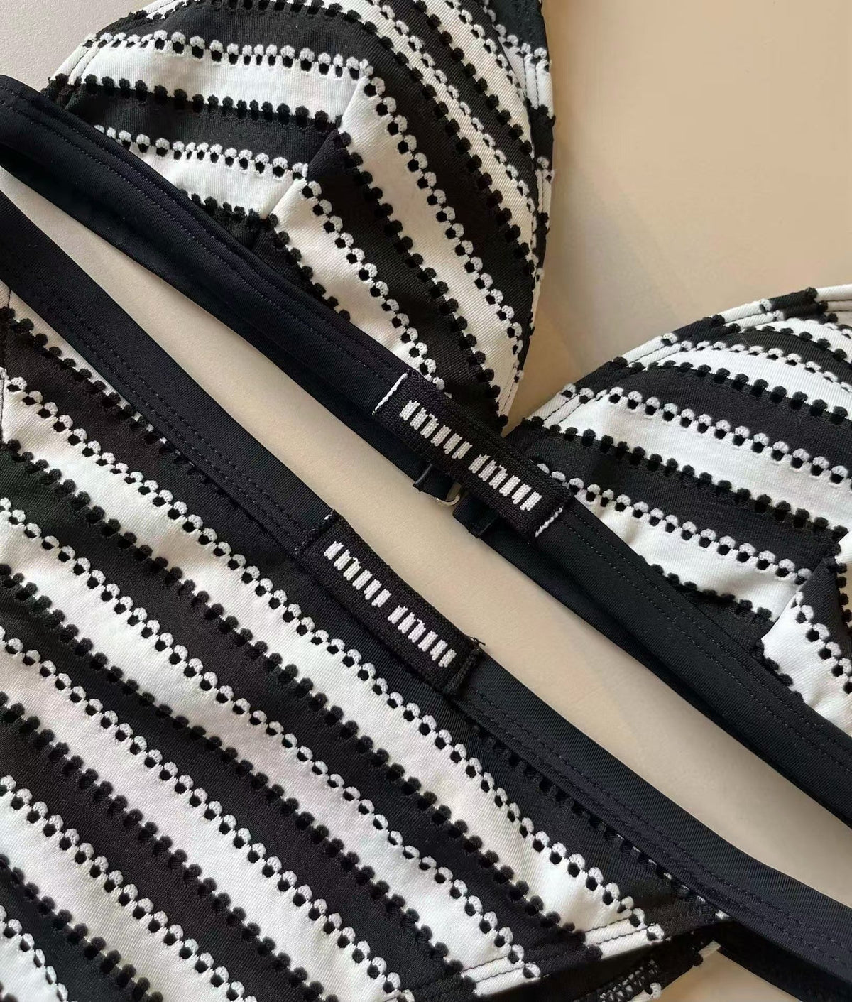 New striped split swimsuit
