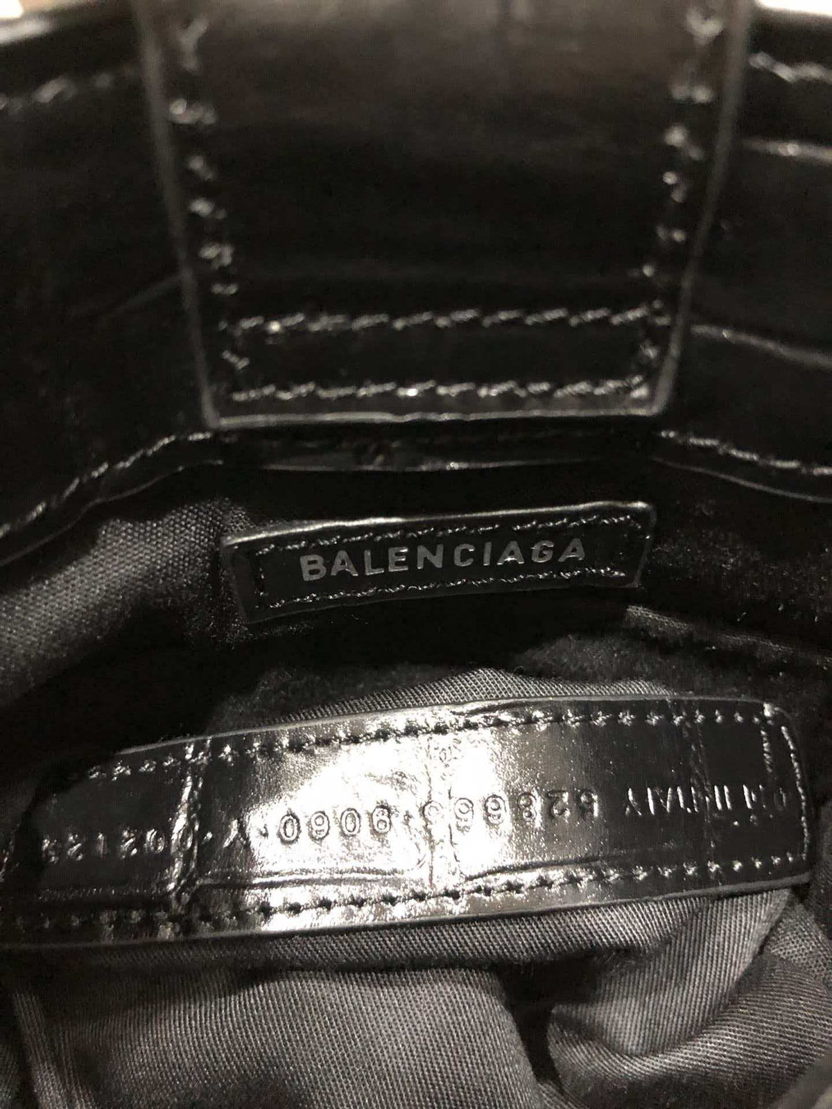 Wall cracked cowhide small bag