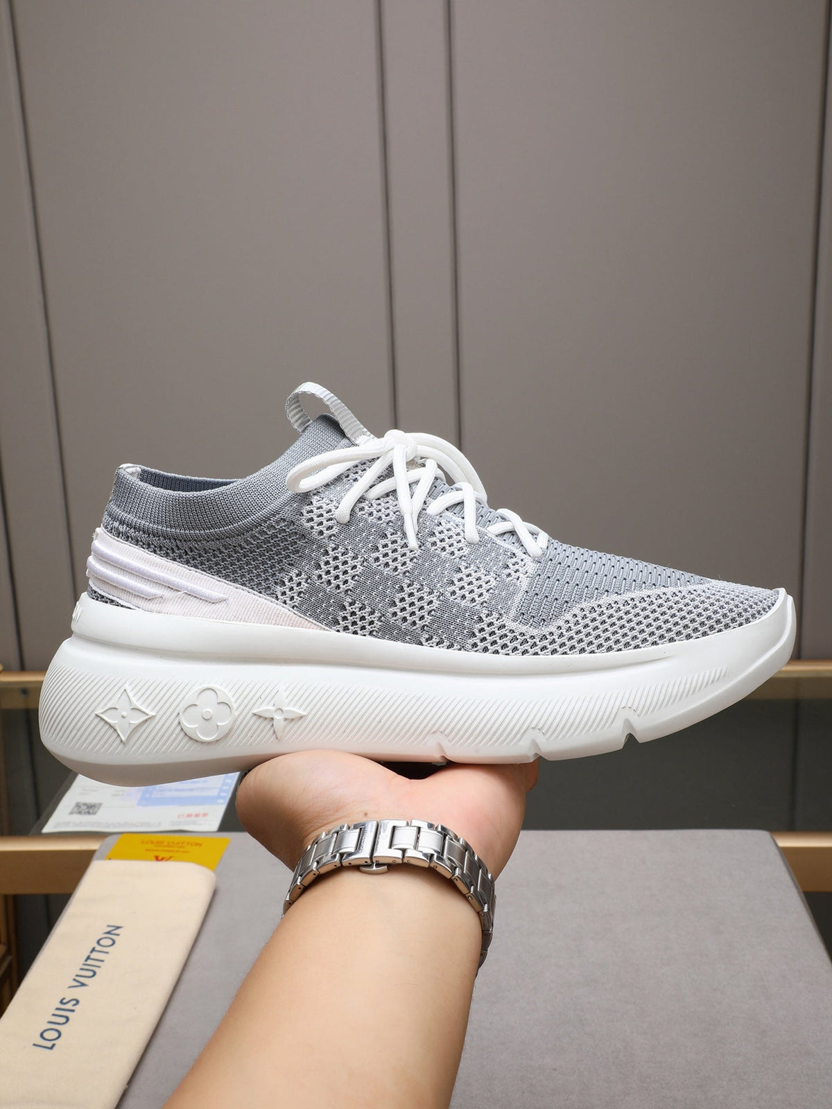 Shape embossed patchwork pattern shoe lace up series