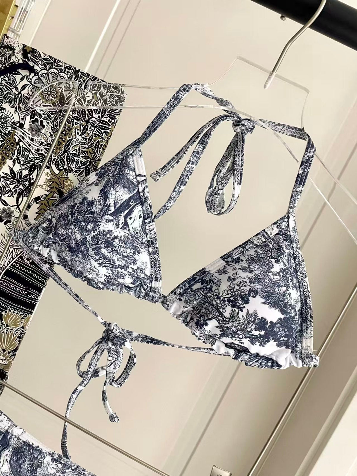 New three piece printed swimsuit