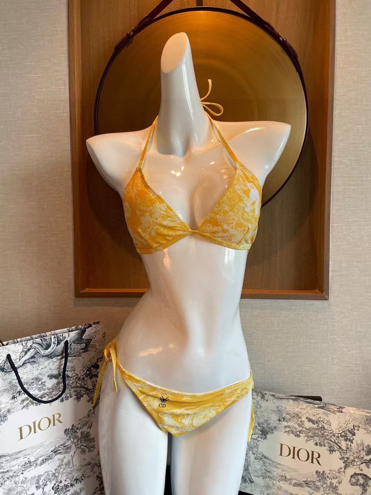 New quick drying elasticity 👙 swimsuit