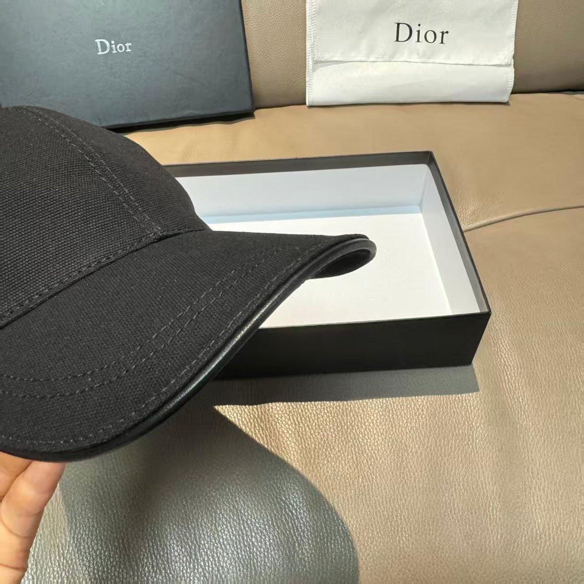 New letter embroidered baseball cap