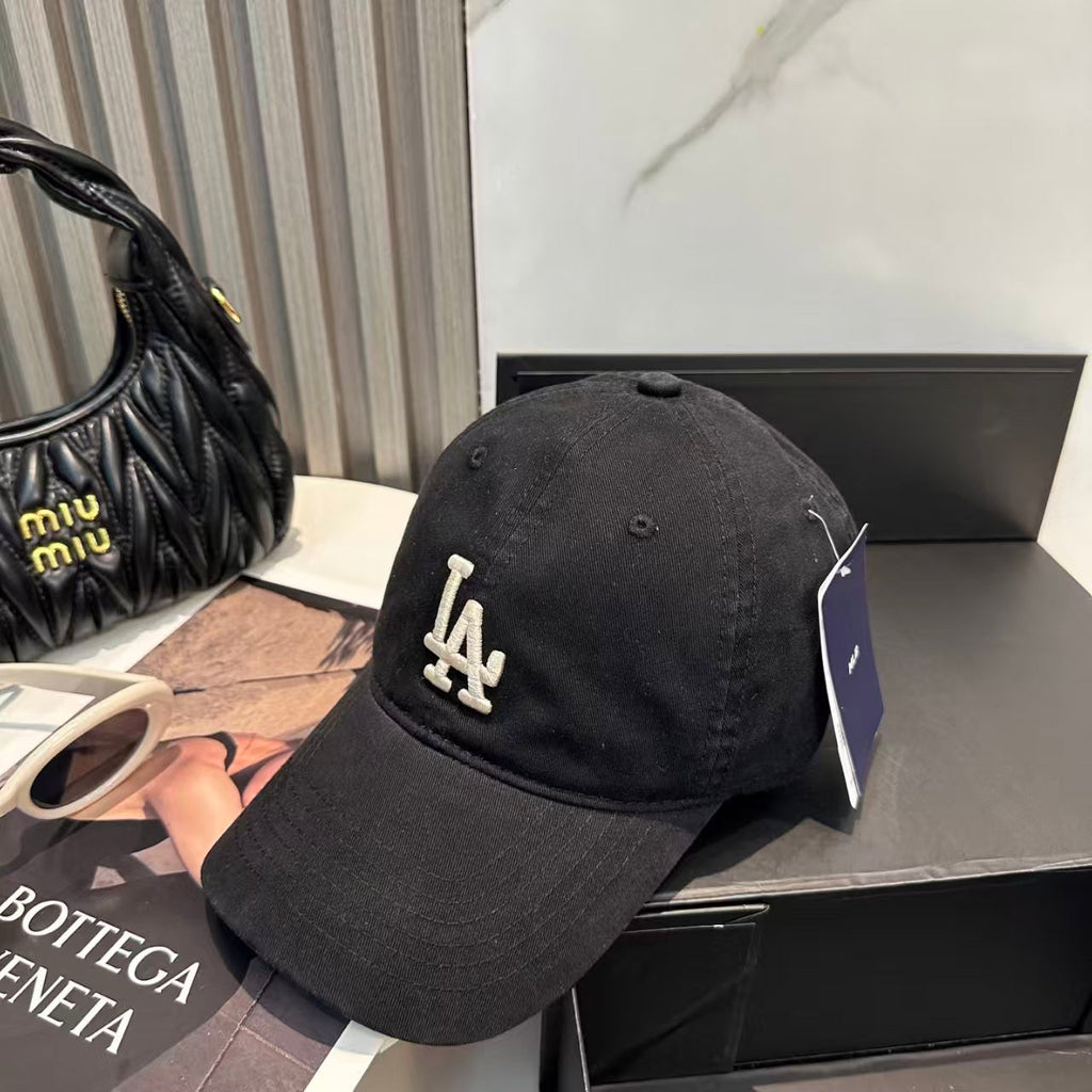 New baseball cap embroidery