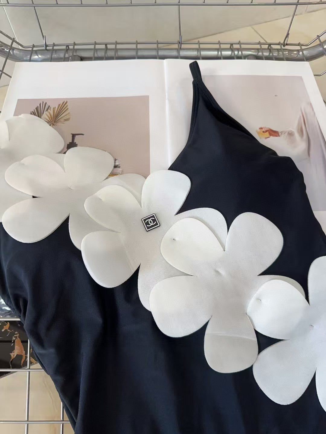 Hot selling flower suspender swimsuit