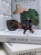 Super Beautiful Geometric Lingge Mirror Legs Super Beautiful New Women's Sunglasses