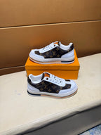 🏃 Casual shoes are a must-have for trendy men
