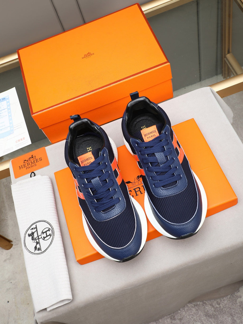 Men's casual sports shoes
