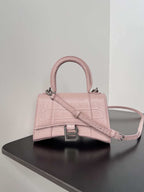 Crocodile patterned white gold buckle shoulder bag