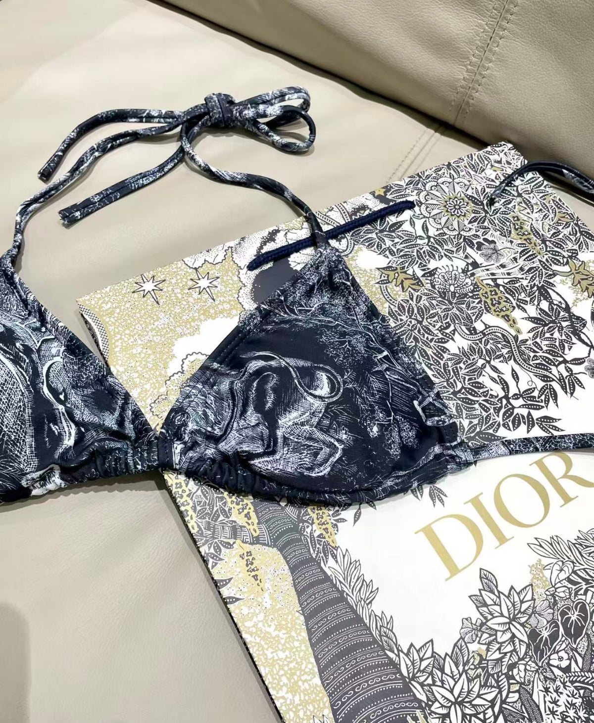 New three piece printed swimsuit