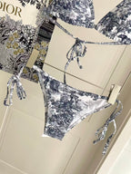 New three piece printed swimsuit