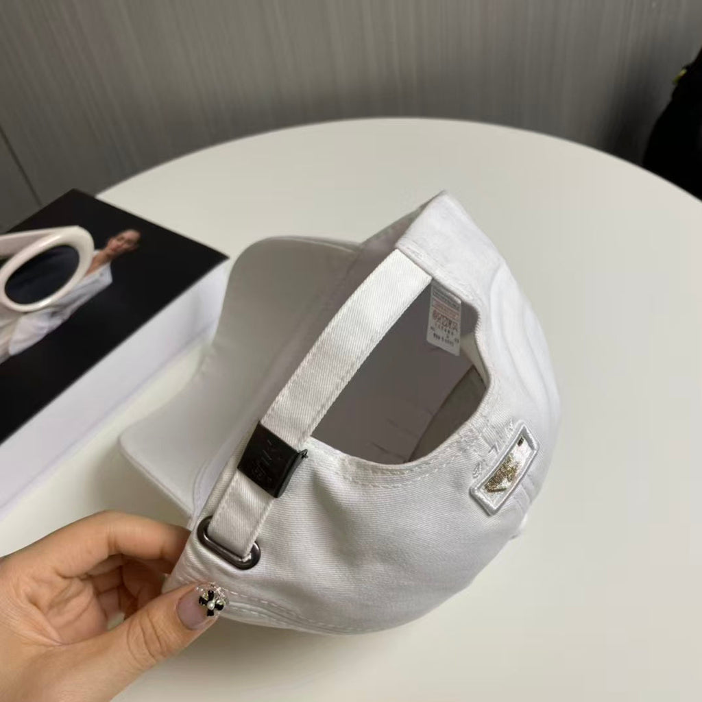 New baseball cap embroidery