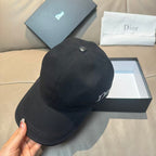 New letter embroidered baseball cap