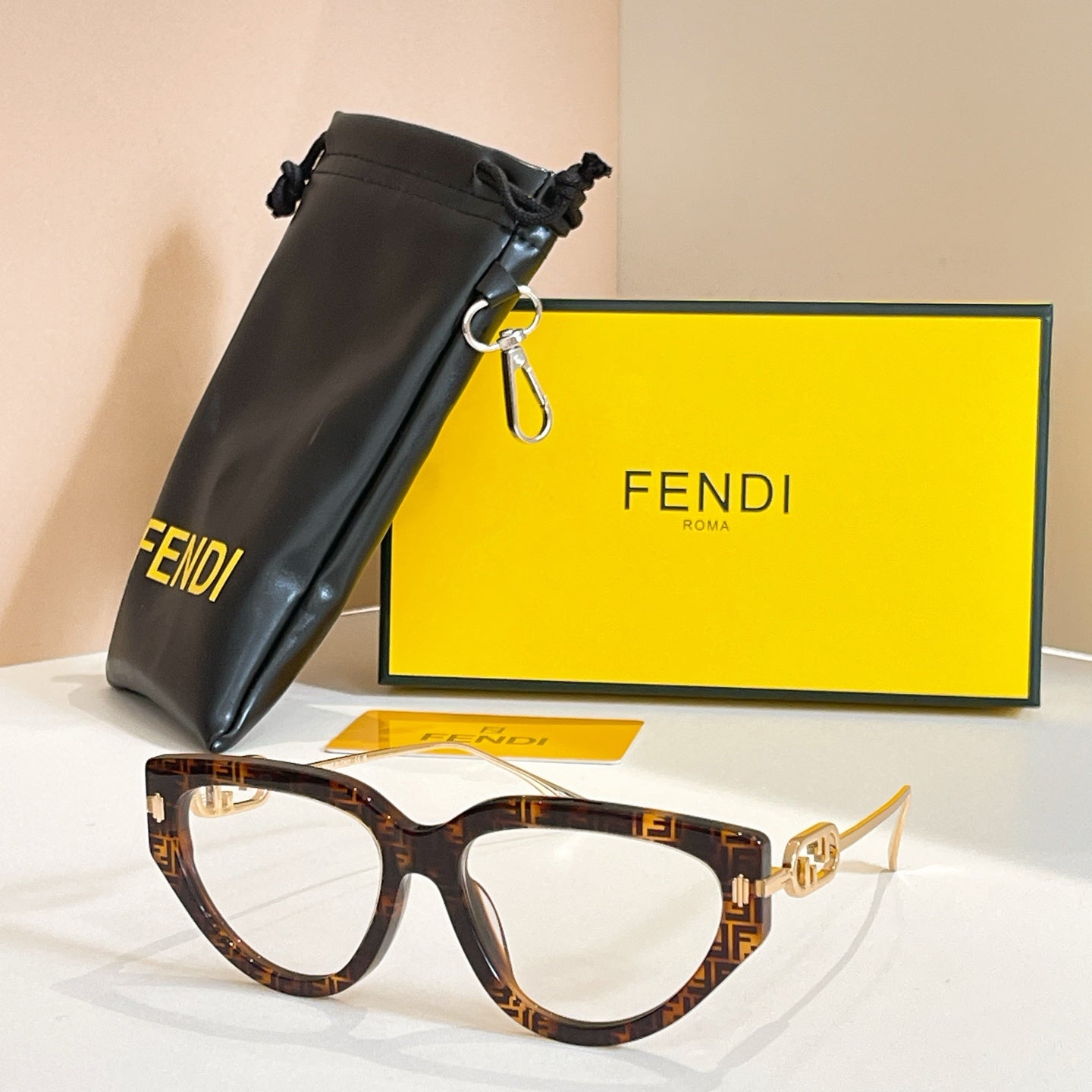 ✨ Fashion Sunglasses 2
