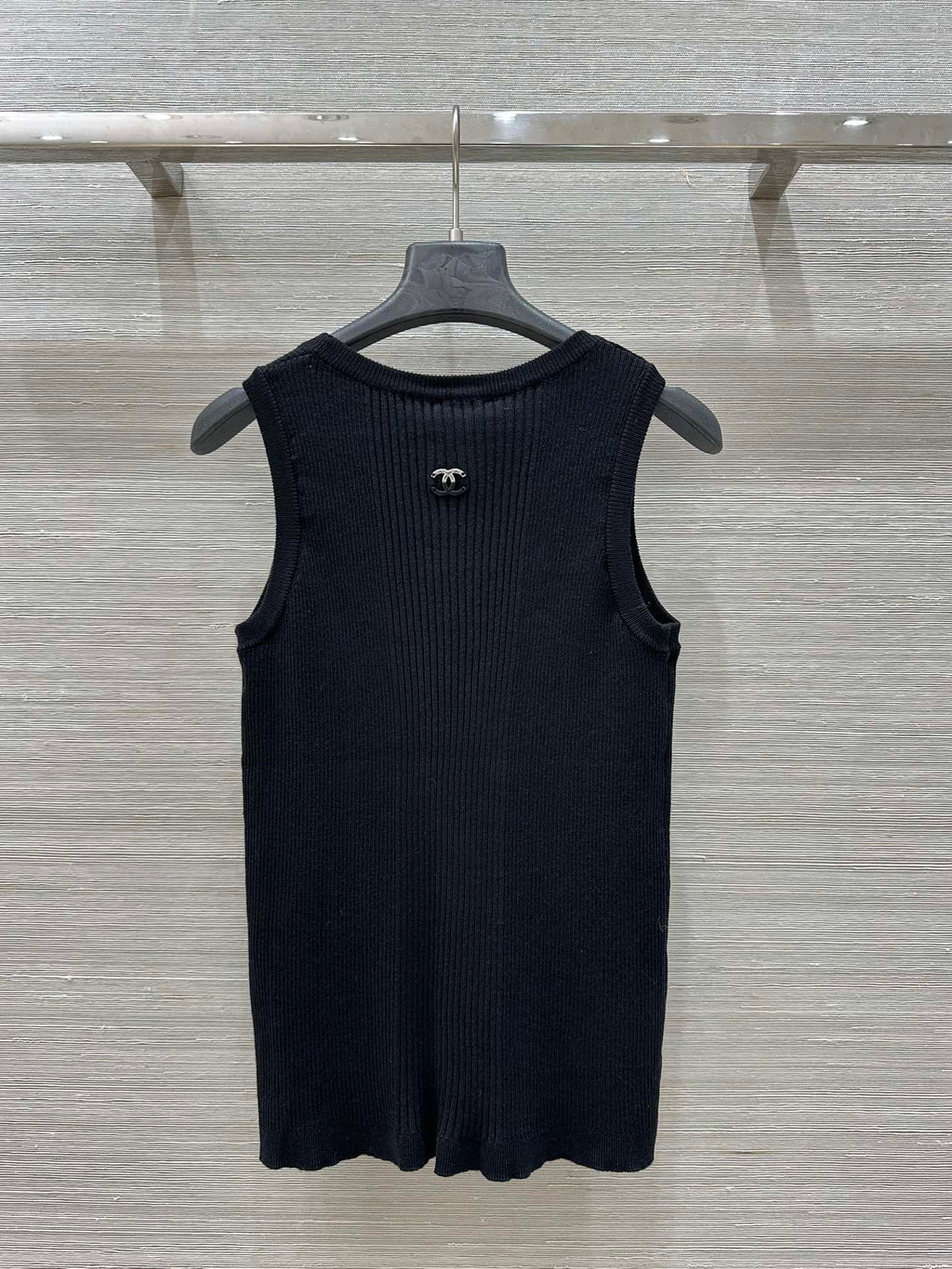 25 autumn and winter new product heart logo intarsia knitted vest
