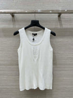 25 autumn and winter new product heart logo intarsia knitted vest
