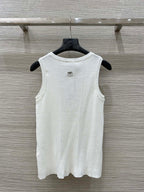 25 autumn and winter new product heart logo intarsia knitted vest