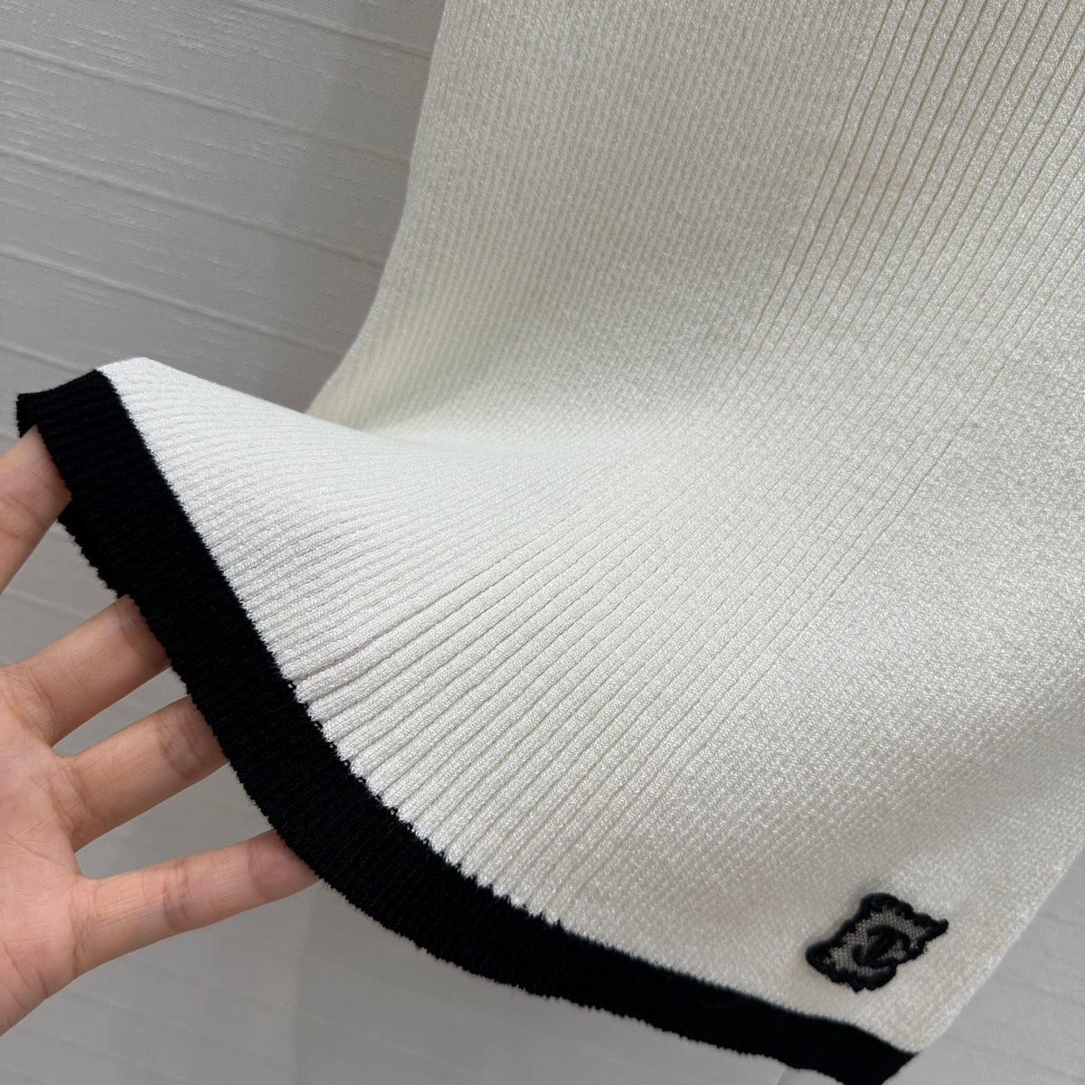 25ss knitted vest