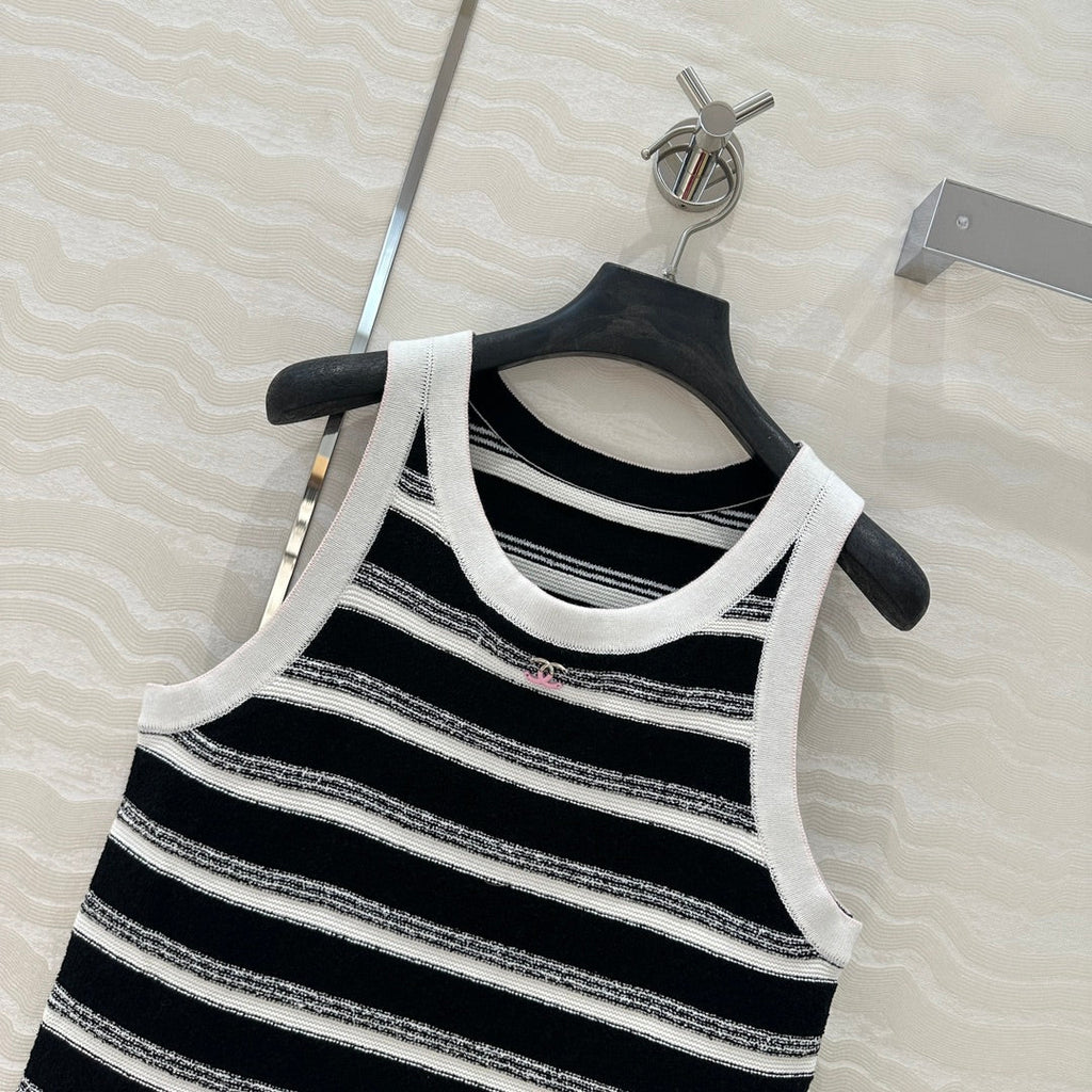 25SS KNITTED VEST