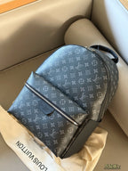 Half circle zipper discovery backpack