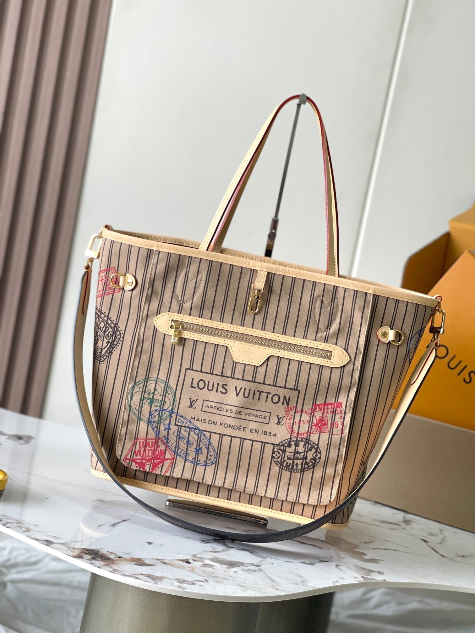 Trendy handbag