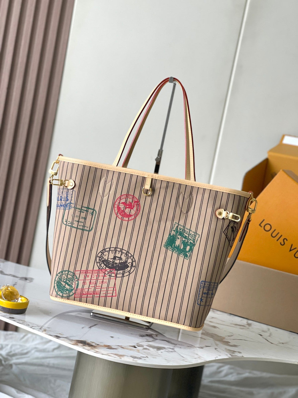 Trendy handbag