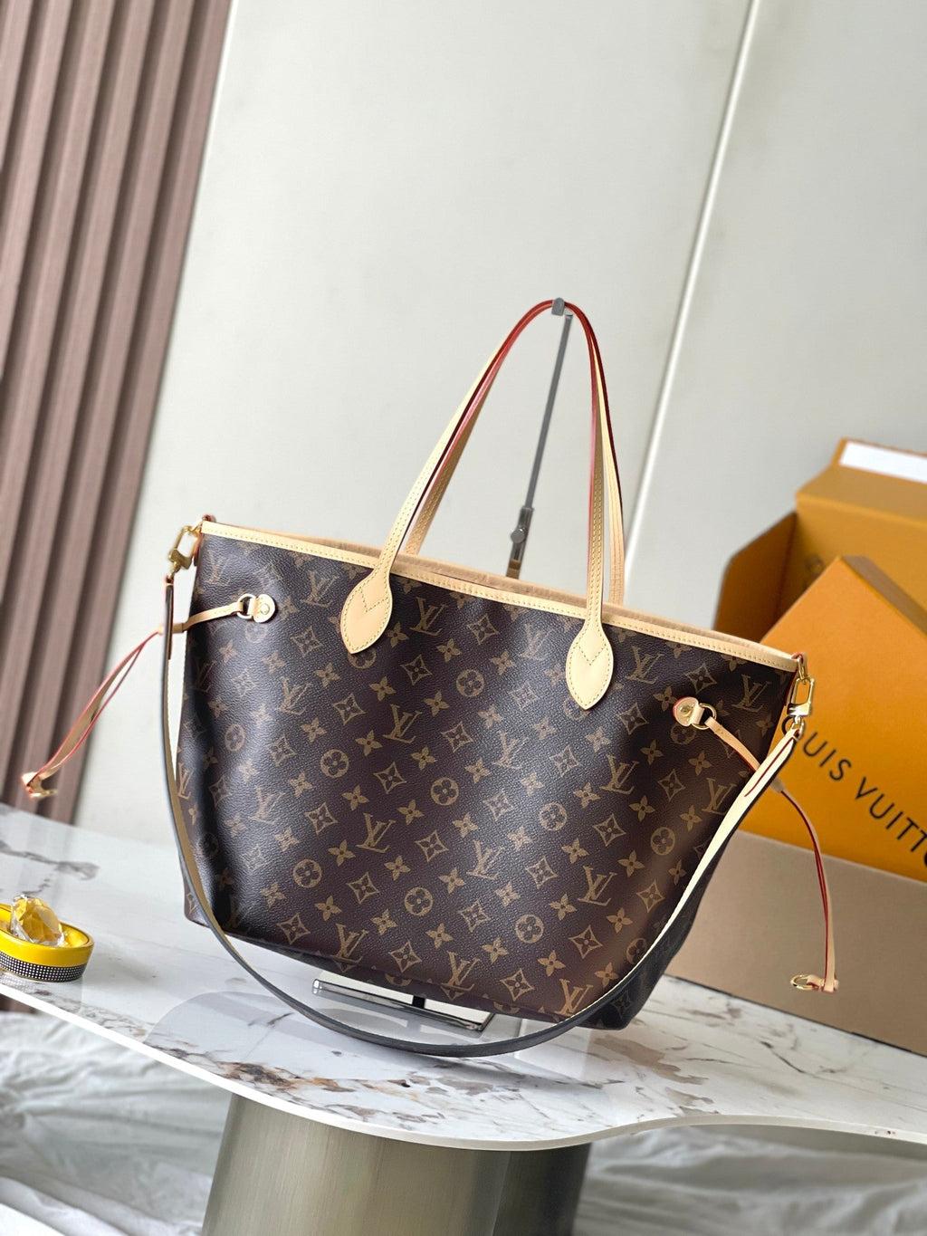 Trendy handbag